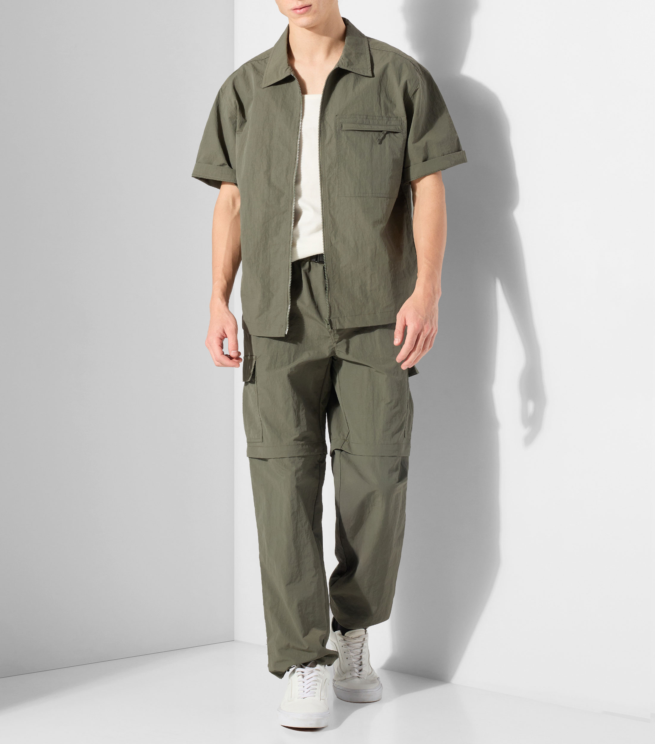Camisa lisa con manga corta Hombre